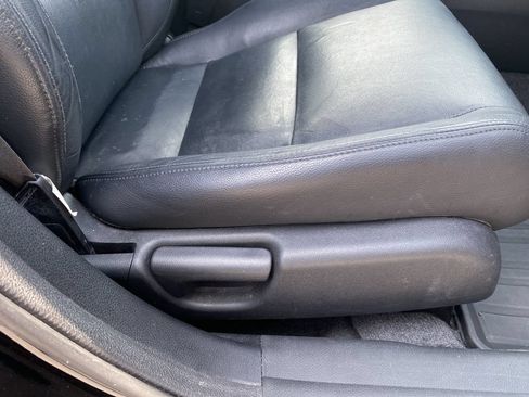 Used 2010 Honda Accord EX-L image 29