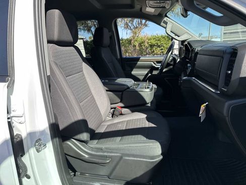 Used 2025 Chevrolet Silverado 2500 LT w/ Convenience Package image 19