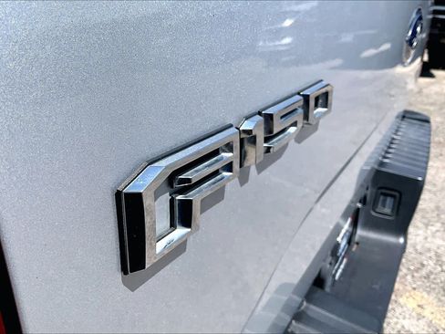 Used 2017 Ford F150 XLT w/ Equipment Group 301A Mid RWD image 12