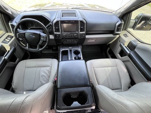 Used 2015 Ford F150 XLT w/ Equipment Group 302A Luxury AWD/4WD image 27