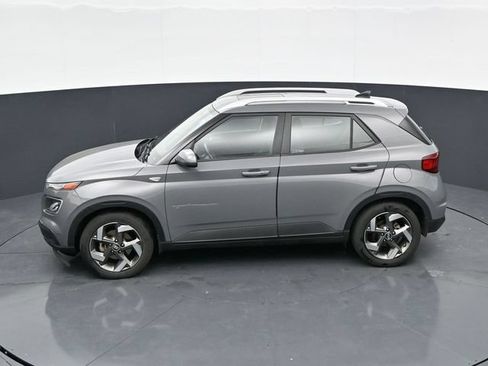Used 2020 Hyundai Venue SEL w/ Convenience + Premium Package FWD image 29