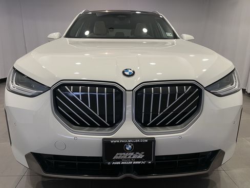 Used 2026 BMW X3 xDrive30i w/ Convenience Package AWD/4WD image 2
