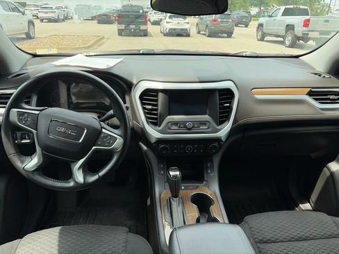 Used 2018 GMC Acadia SLE FWD image 6
