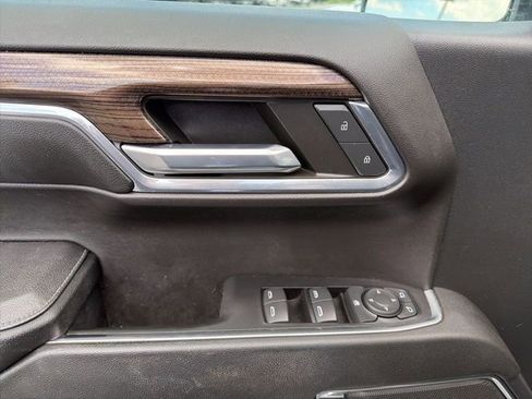 Used 2024 Chevrolet Silverado 1500 LT AWD/4WD image 19