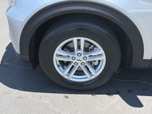 Used 2021 Ford Explorer XLT w/ Equipment Group 202A RWD image 26