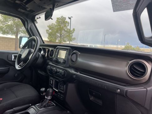 Used 2018 Jeep Wrangler Unlimited Sport image 20