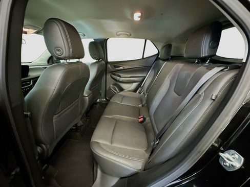 Used 2025 Buick Encore GX Preferred image 29