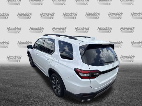 Certified 2023 Honda Pilot Touring image 7