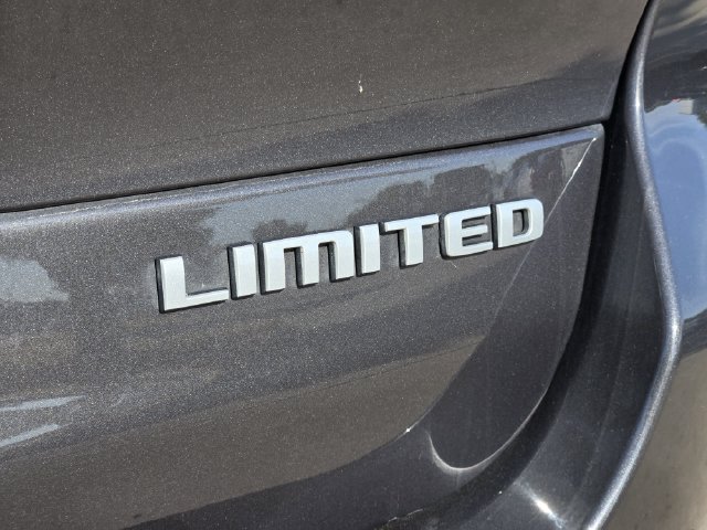 Certified 2024 Jeep Grand Cherokee L Limited w/ Trailer Tow Package AWD/4WD image 13