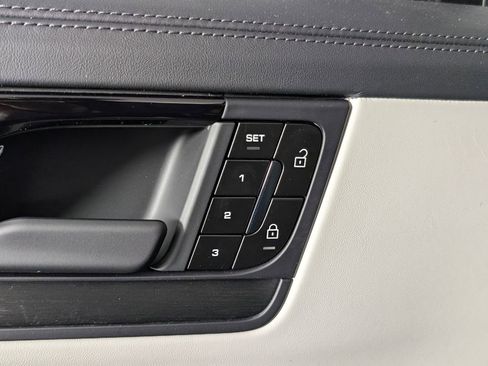 New 2026 Porsche Cayenne GTS image 27