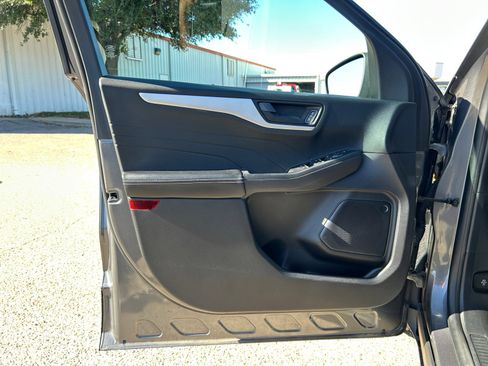 Used 2022 Ford Escape SE w/ Convenience Package image 27