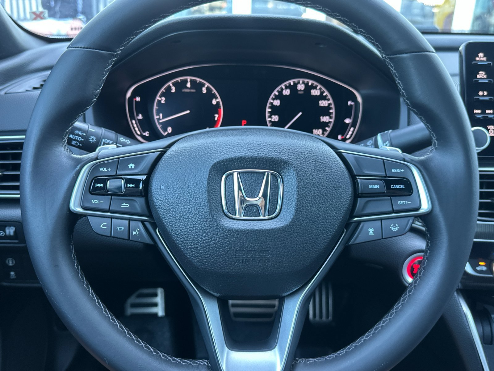 Used 2018 Honda Accord Sport image 22