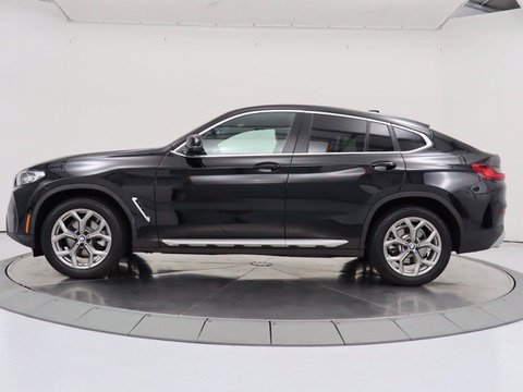 Used 2023 BMW X4 xDrive30i w/ Premium Package AWD/4WD image 2