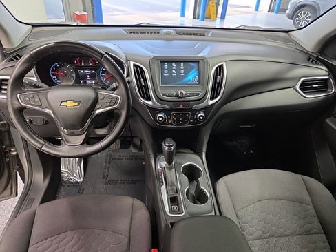 Used 2018 Chevrolet Equinox LT image 10