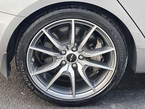 Used 2025 Genesis G70 2.5T AWD/4WD image 12