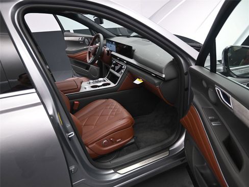 New 2026 Genesis GV80 3.5T Prestige image 9