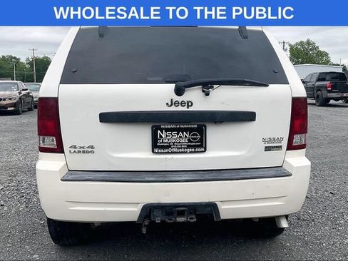 Used 2008 Jeep Grand Cherokee Laredo w/ Trailer Tow Group IV AWD/4WD image 5