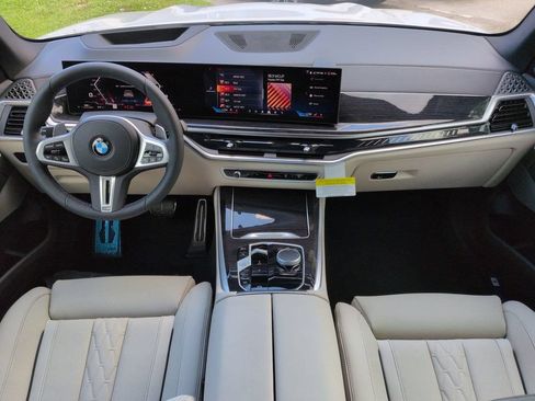 New 2026 BMW X5 M60i w/ Climate Comfort Package AWD/4WD image 15