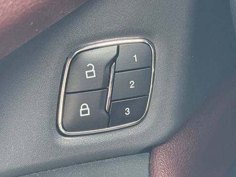 Used 2024 Ford Expedition Limited RWD image 31