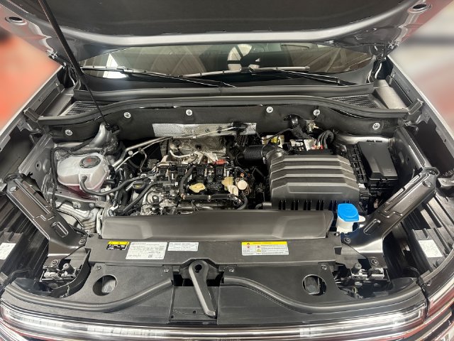 Certified 2025 Volkswagen Atlas SEL AWD/4WD image 19