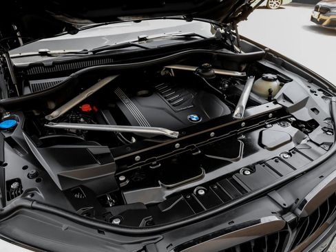 Used 2020 BMW X5 xDrive40i w/ M Sport Package AWD/4WD image 61