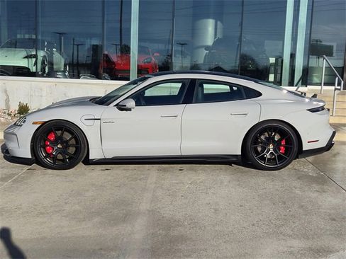 New 2025 Porsche Taycan GTS image 2