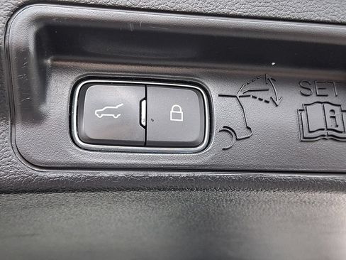 Used 2022 Ford Explorer ST w/ Equipment Group 401A AWD/4WD image 35