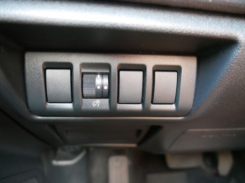 Used 2022 Subaru Outback AWD/4WD image 26