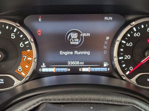 Used 2022 Jeep Renegade Latitude w/ Convenience Group AWD/4WD image 24