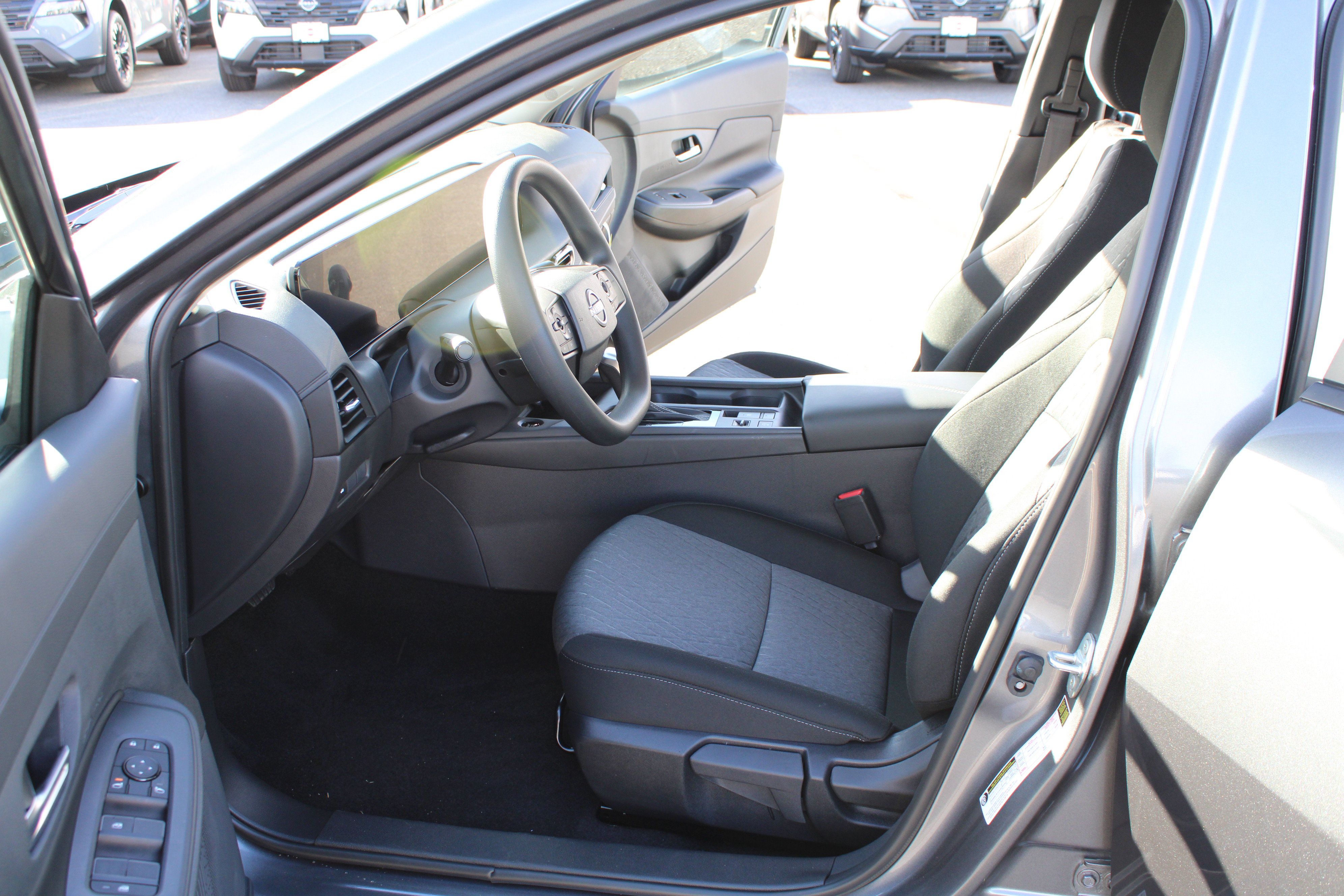 Used 2026 Nissan Sentra SV w/ Floor Mat Package FWD image 21