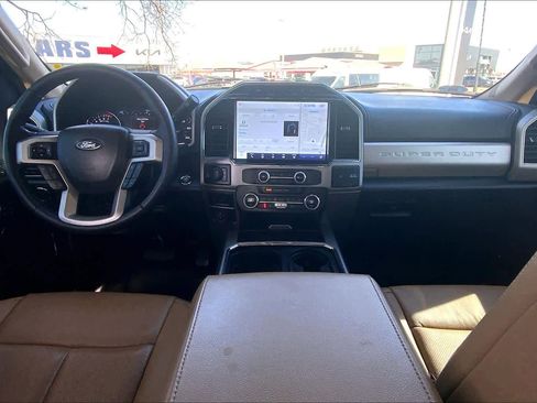 Certified 2022 Ford F250 Lariat w/ Lariat Ultimate Package image 15