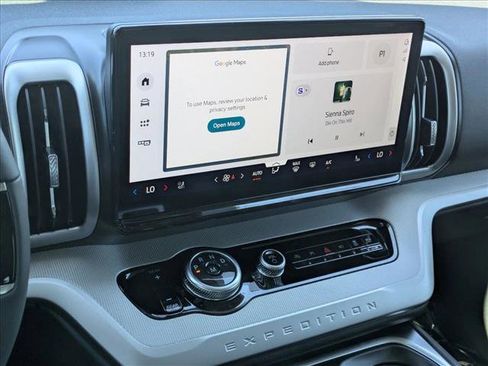 New 2026 Ford Expedition Active RWD image 12