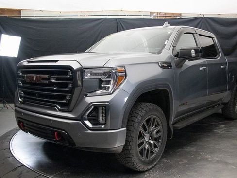 Used 2022 GMC Sierra 1500 AT4 w/ AT4 Premium Package image 6