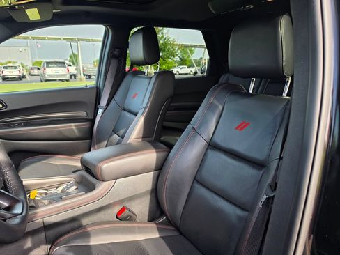 Used 2025 Dodge Durango GT AWD/4WD image 10
