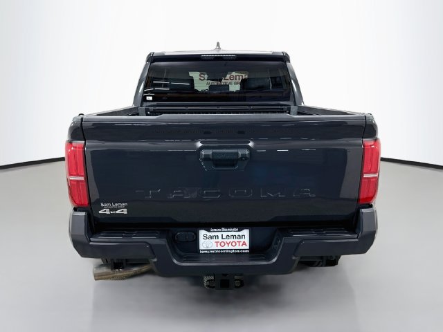 Used 2025 Toyota Tacoma SR5 AWD/4WD image 6