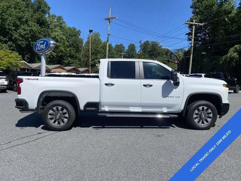 Used 2026 Chevrolet Silverado 2500 Custom w/ Custom Value Package AWD/4WD image 8