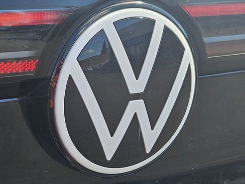 Used 2022 Volkswagen ID.4 Pro S w/ Gradient Package image 27