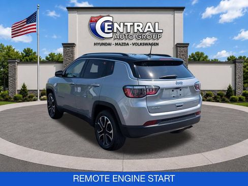 Used 2022 Jeep Compass Limited AWD/4WD image 6