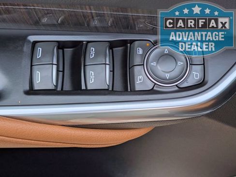 Used 2023 Cadillac XT4 Sport FWD image 18