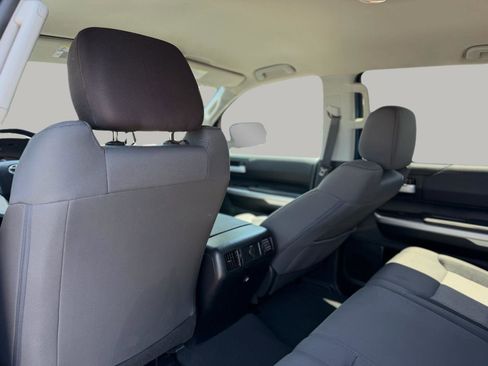 Used 2016 Toyota Tundra SR5 w/ SR5 Upgrade Package RWD image 25