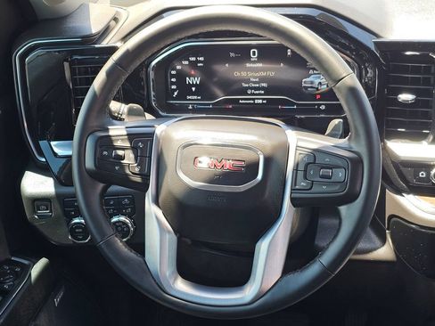 Used 2023 GMC Sierra 1500 SLT w/ SLT Convenience Package AWD/4WD image 16