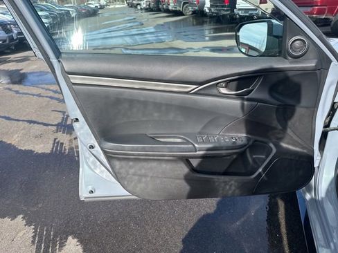 Used 2021 Honda Civic Sport image 19