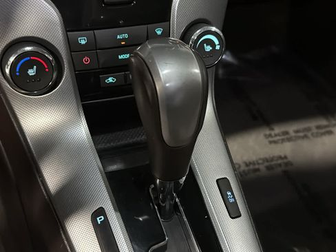 Used 2013 Chevrolet Cruze LTZ w/ Enhanced Safety Package FWD image 17