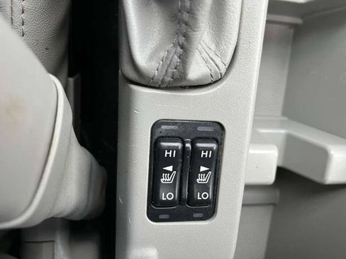 Used 2013 Subaru Forester 2.5X Limited image 31