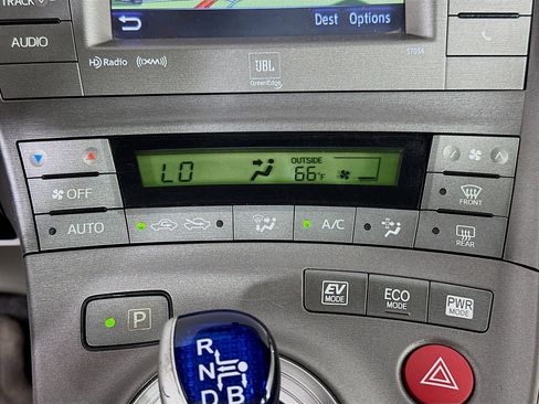 Used 2012 Toyota Prius Four FWD image 23