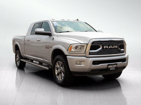 Used 2017 RAM 2500 Limited AWD/4WD image 7