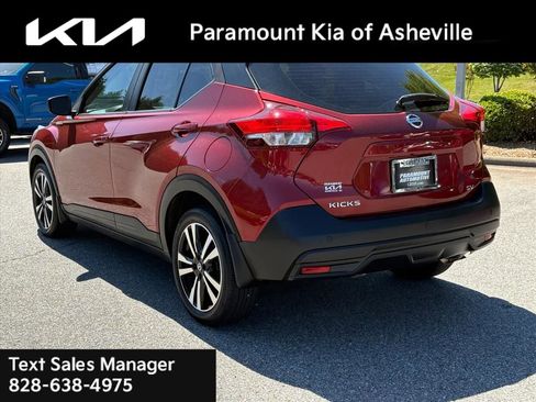Used 2019 Nissan Kicks SV w/ Exterior Electronics Package FWD image 4