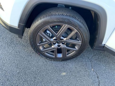 New 2026 Jeep Compass Limited image 21