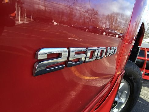 Used 2018 Chevrolet Silverado 2500 LT w/ LT Convenience Package image 10