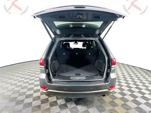 Used 2019 Jeep Grand Cherokee Altitude image 30